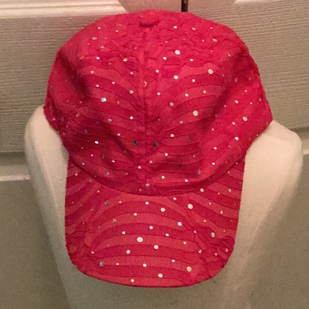 🌺NWOT Gorgeous Adjustable “ Bling” Unisex Baseball Cap 🌺